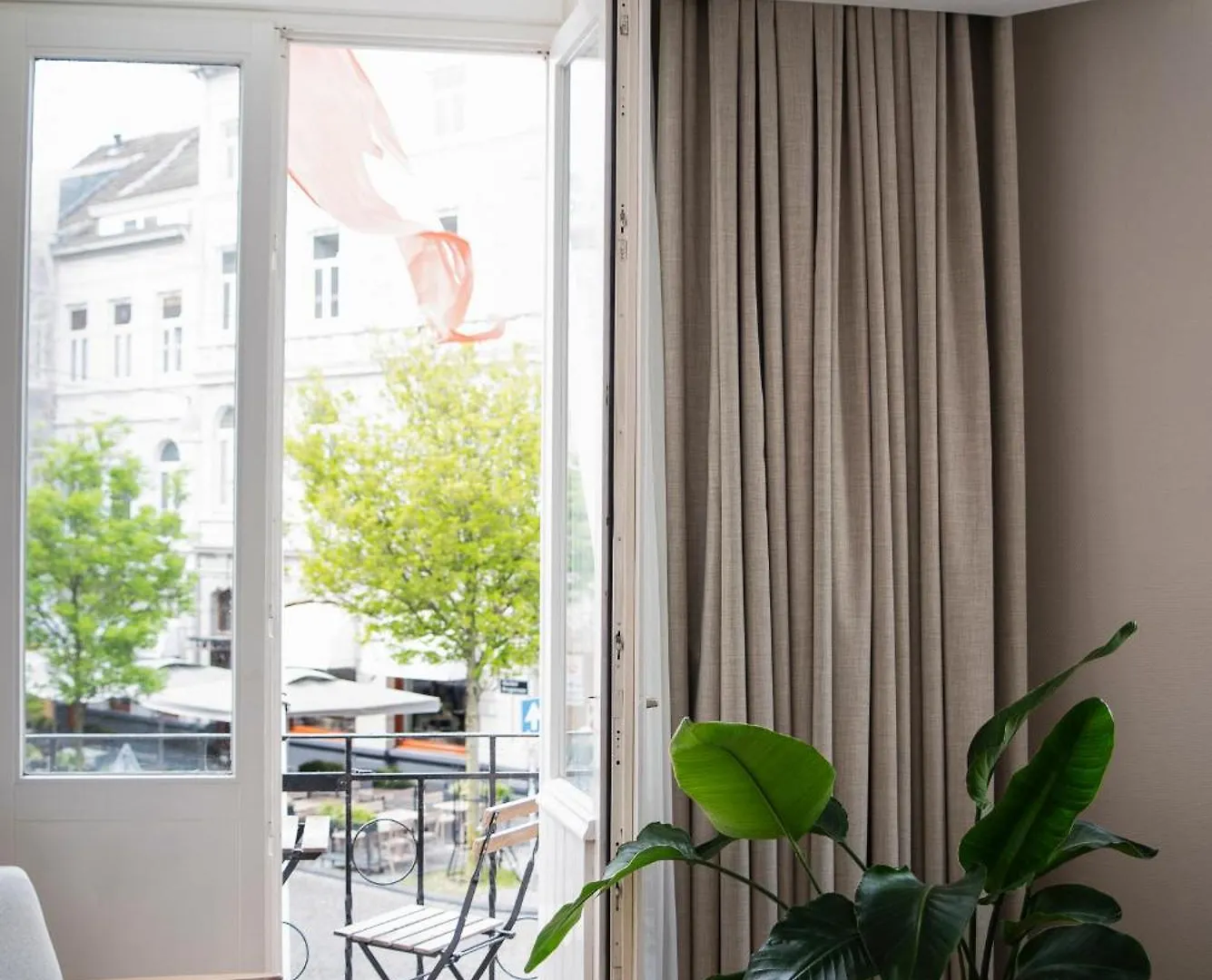 Stadsherberg De Poshoorn Maastricht Hotel